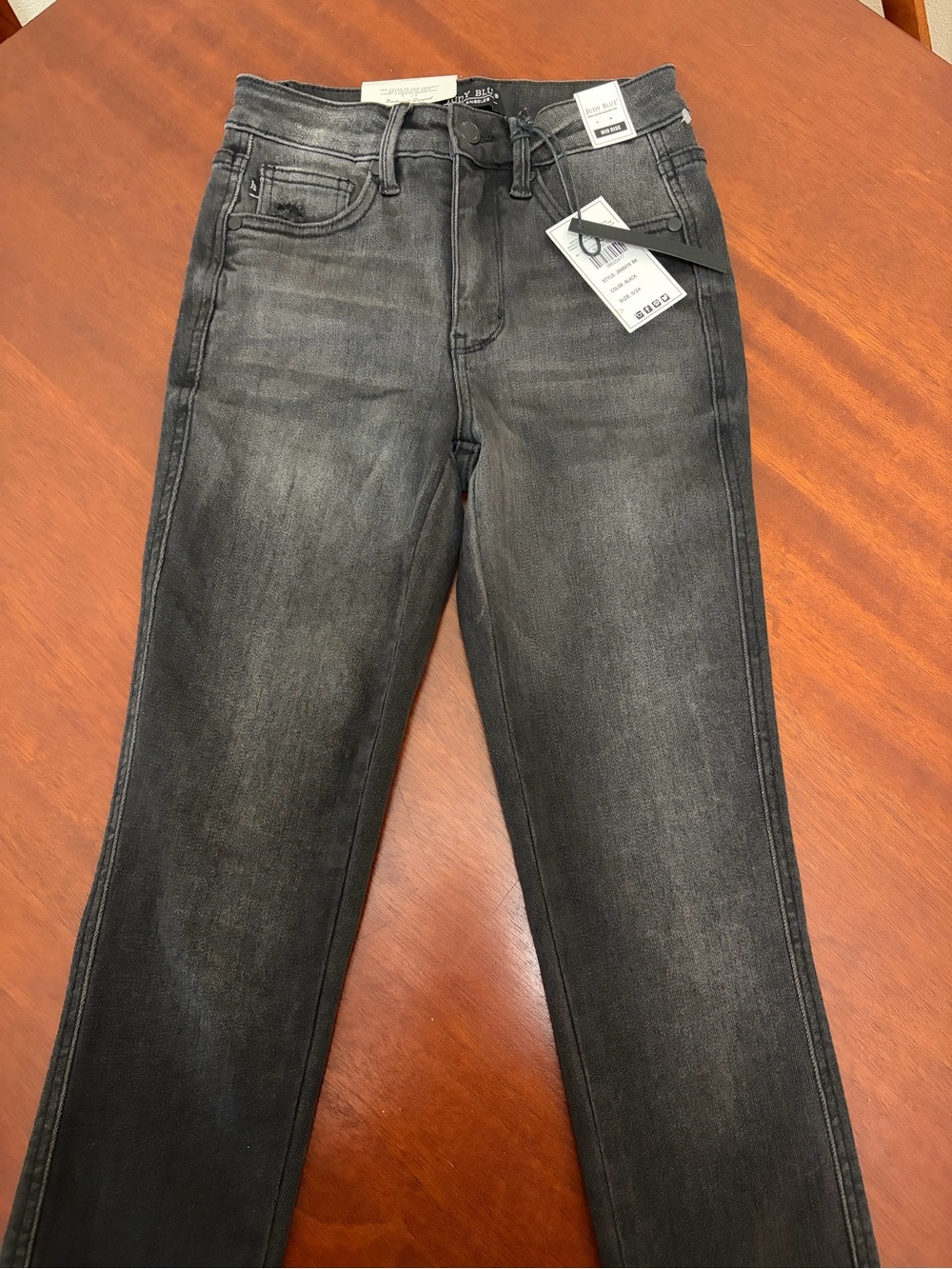 NWT Judy Blue Mid-Rise Black Washed Skinny Jeans - Size 0/24